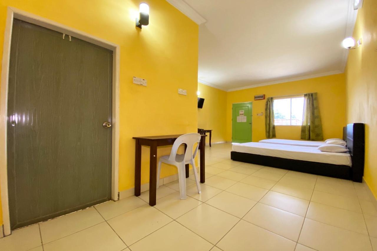 Oyo 90268 Lohan Point Lodge Ranau Ngoại thất bức ảnh